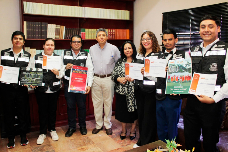 Inicia Carmen Lilia Canturosas pago de 88 mdp en becas