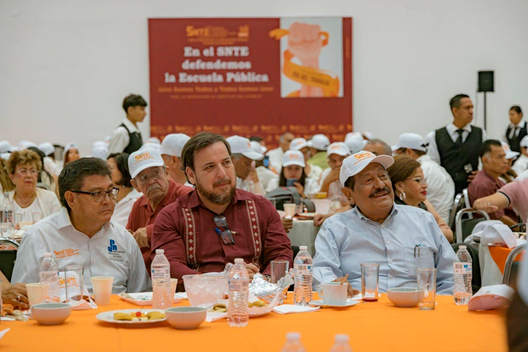Fortalecen SET y SNTE lazos de cooperación y respeto mutuo