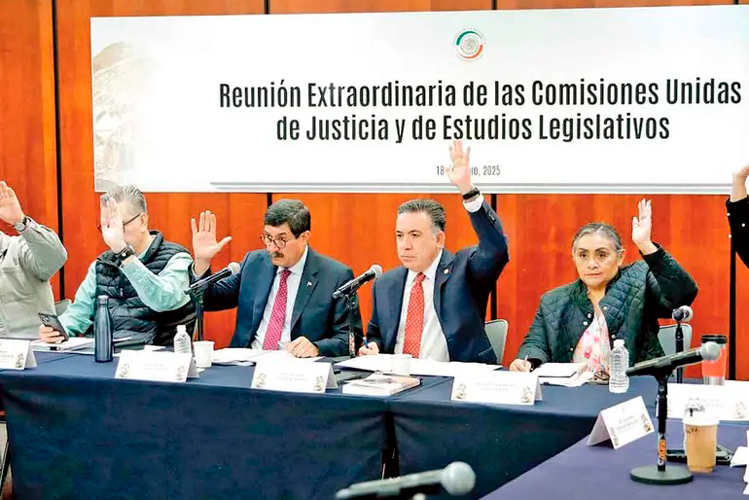 Crimen refina su huachicol