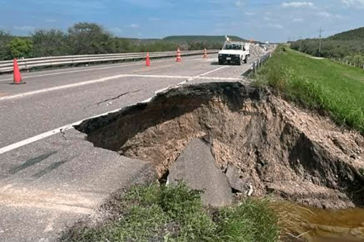 Barryl dejó daños por 65 mdp en carreteras de Tamaulipas