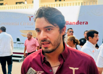 Llama rector a su gabinete a redoblar esfuerzos