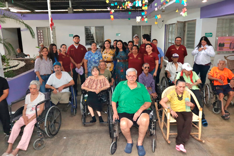 Mejora Patty Chío calidad de Atención en casa Hogar DIF