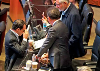 Gertz Manero deja la FGR; será embajador