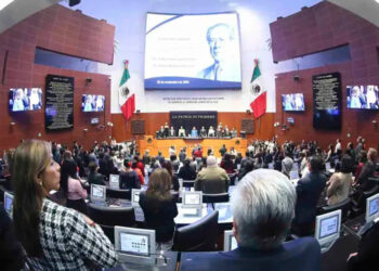 En fast track, elegirán nuevo titular de la FGR; relevo exprés