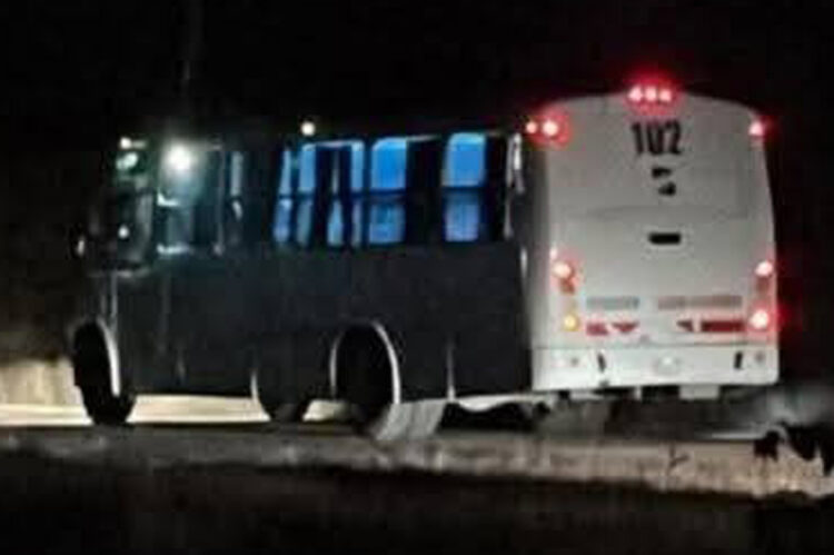 Confirman hallazgo de autobús abandonado entre Valles-Mante