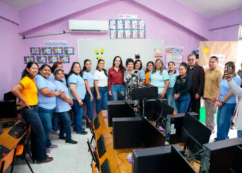 Inaugura Carmen Lilia obras de infraestructura educativa en col. Reforma Urbana