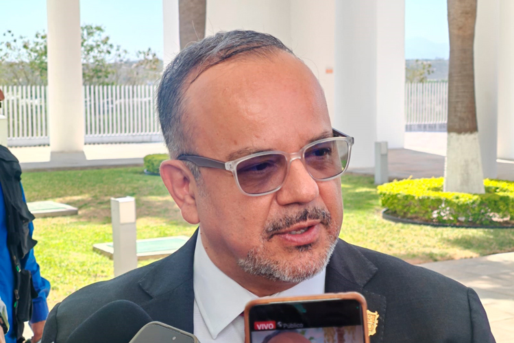 Van Tamaulipas y Federación contra capos