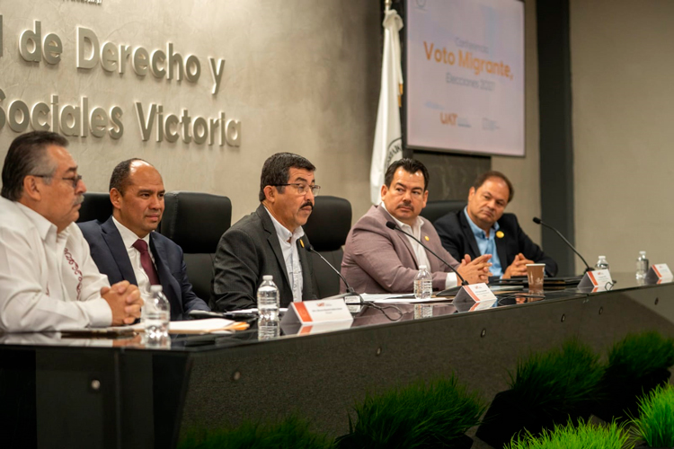 Exponen en la UAT conferencia “Voto Migrante, Elecciones 2027”
