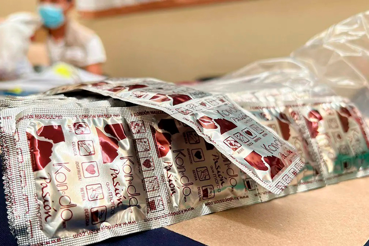 Distribuirán condones y harán prueba de SIDA en vacaciones