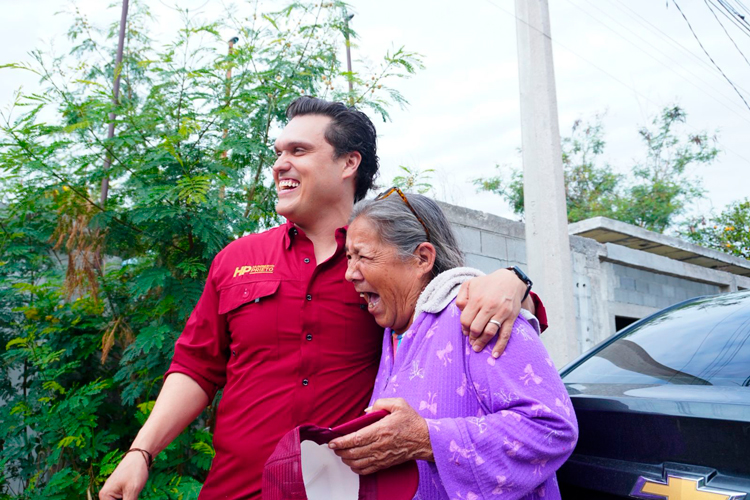 Visita HP a familias en Reynosa para atender peticiones ciudadanas
