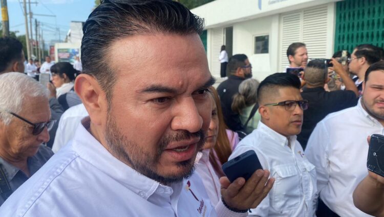SET prepara entrega de seguro escolar por daños en planteles