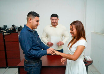 Abre DIF NLD registro para matrimonios colectivos