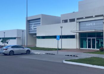 Huye Yahleel de la prensa, tras evitar su vinculación a proceso