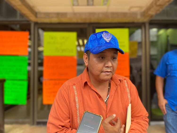 Maestros protestan en delegación del ISSSTE en Tamaulipas
