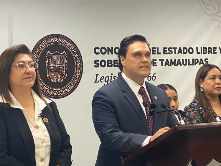Va Congreso contra el acecho digital