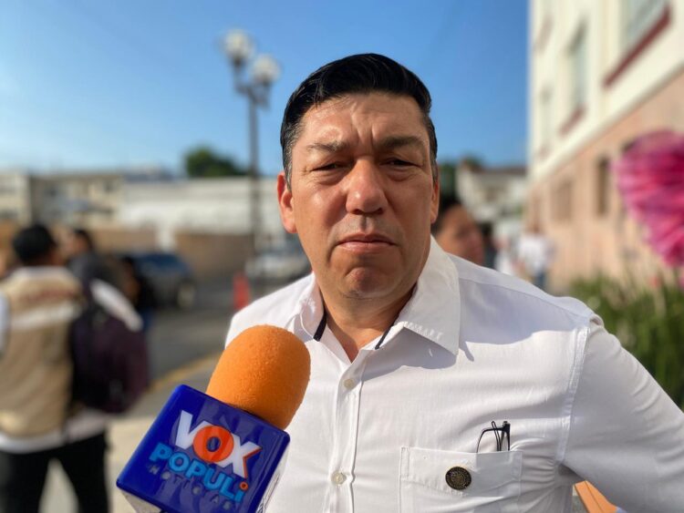 Carlos Canturosas respalda revisar perfiles de candidatos