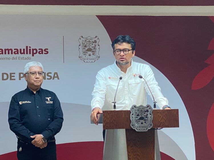 Maestros protestan en delegación del ISSSTE en Tamaulipas