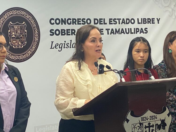 Va Congreso contra el acecho digital