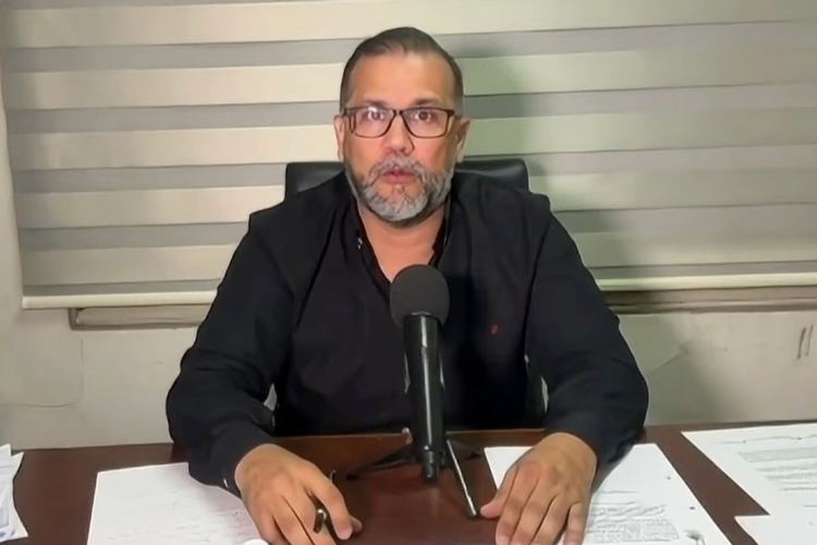 «Me ofrecieron contratos en el DIF para callarme»: Valdés