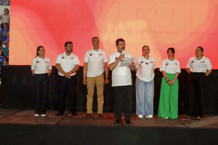 Inaugura Dámaso Anaya encuentros deportivos en El Mante