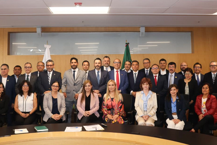 UAT fortalece transparencia con acuerdo ante ASF