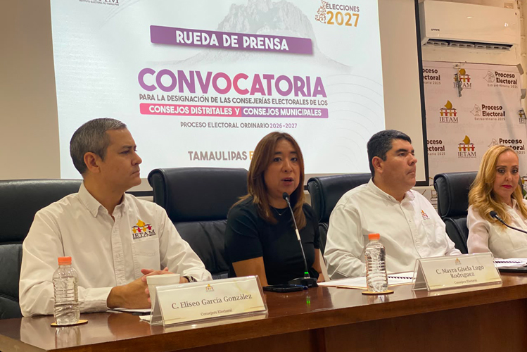 Lluvias reactivan crisis en Victoria; crecen quejas por baches e inundaciones
