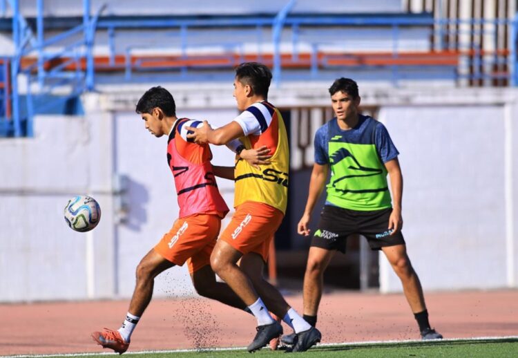 Correcaminos se perfila para el arranque del nuevo torneo en la Liga Premier