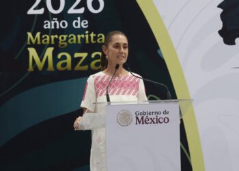Sheinbaum destaca oportunidades para jóvenes