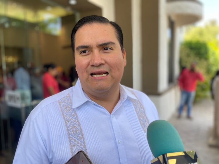 Regresan a clases de más de un millón de estudiantes