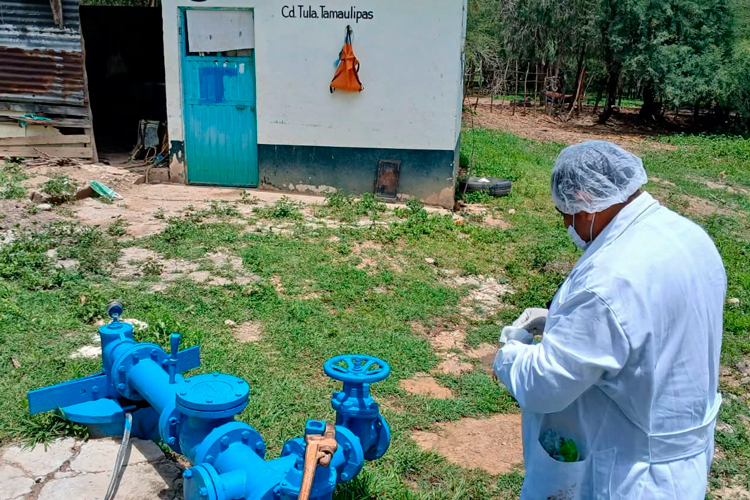 Alcaldes se niegan a soltar las Comapas