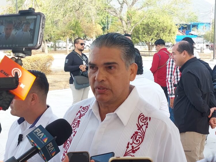 Disminuyen casos activos de gusano barrenador