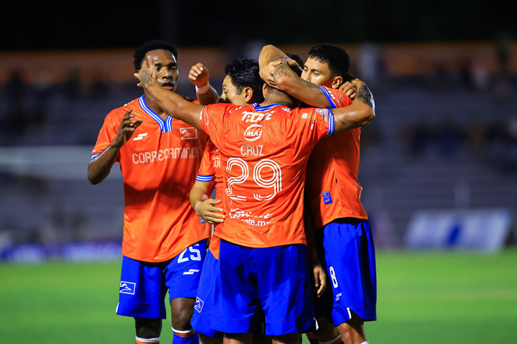 Empatan Corre y Cancún