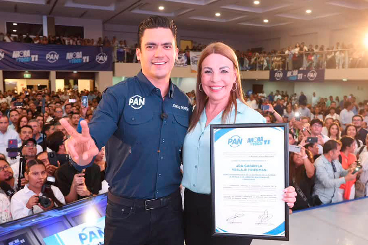 PAN perfila a Gaby Verlage para González